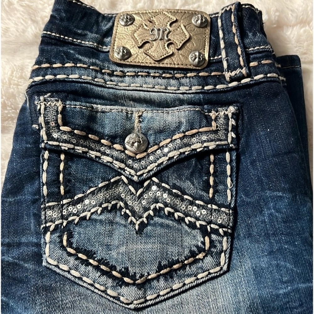 Miss Me Blue Designer cropped Jeans with Decorative Stitching and Vintage Wash
